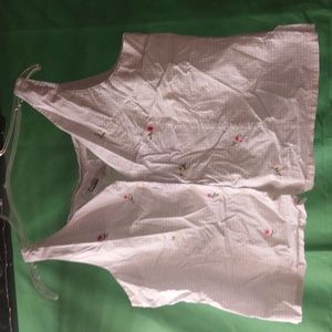 Flower embroidery top